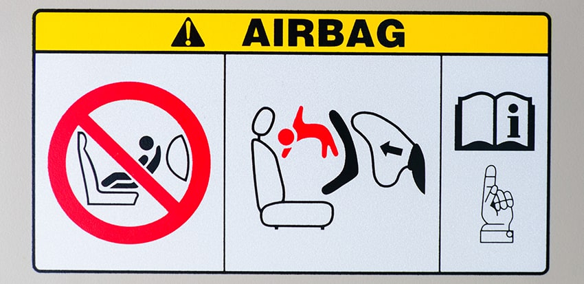 навіщо відключати airbag якщо сидить дитина в авто